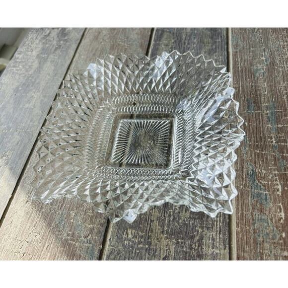 Indiana Glass Clear Depression Glass Square Ruffled Diamond Point 7" Dish Vintag - Picture 10 of 15